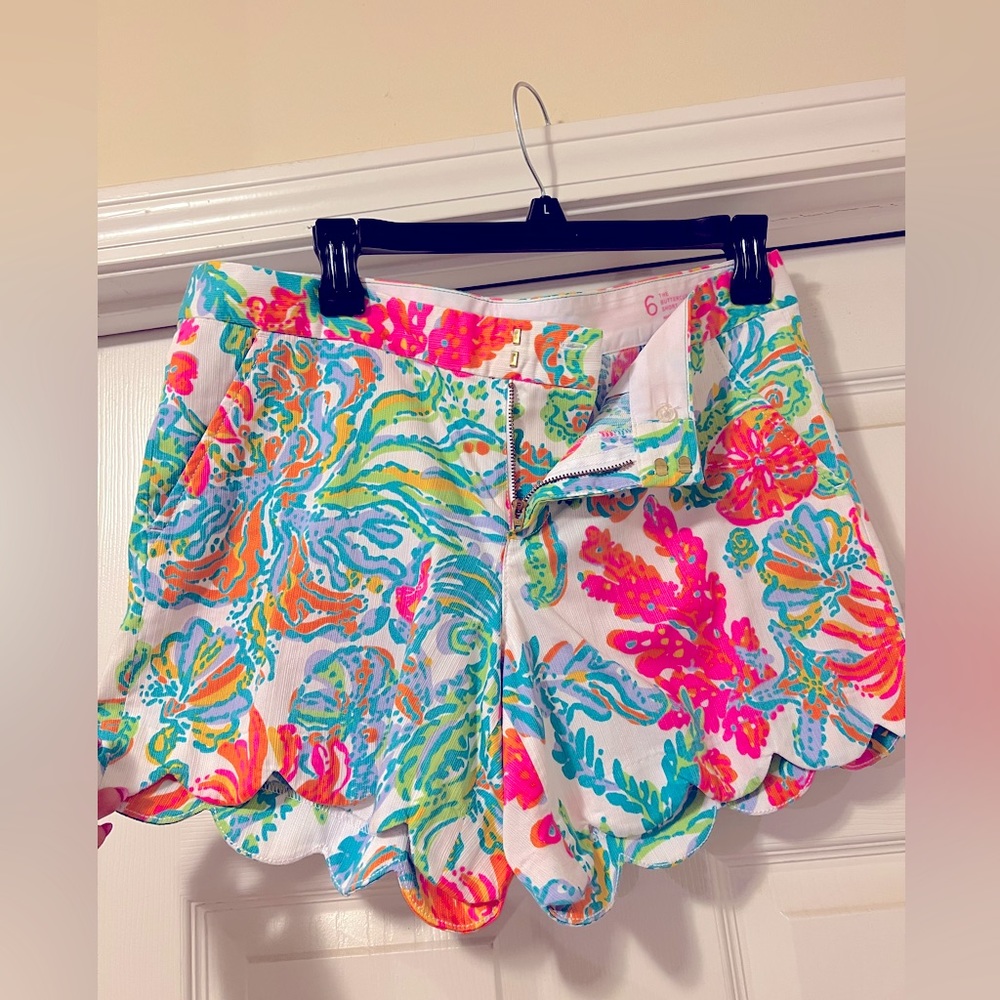 The buttercup short by Lilly Pulitzer